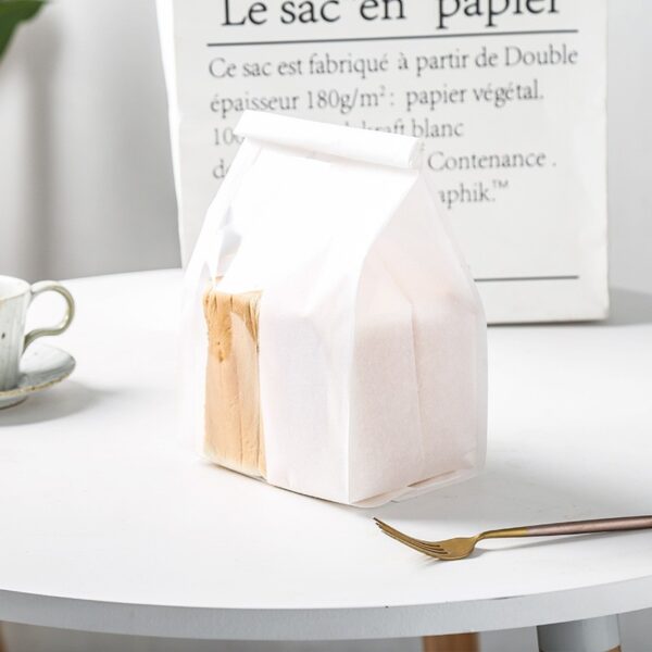 ถุงขนมปังสีขาว มีหน้าต่าง ลวดรัด ขนาด 13x10.8x28 cm.(ยxกxส)7